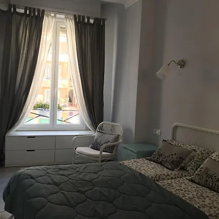 Apartments Monaco דירה