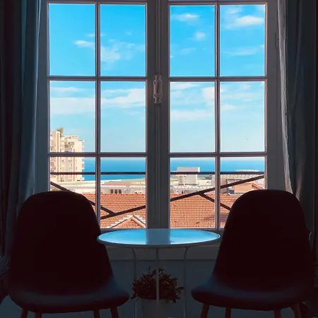Apartments Monaco Апартаменты